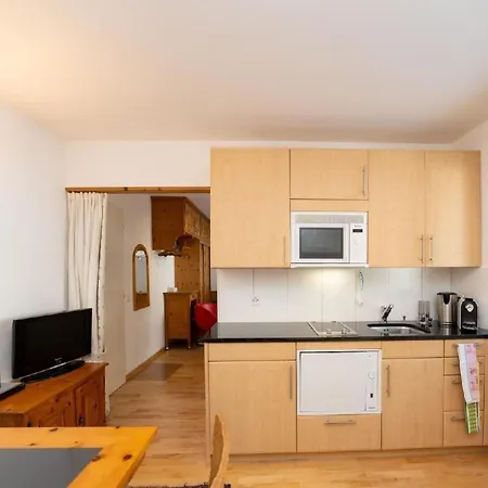 Chesa Il Purtretin By Interhome